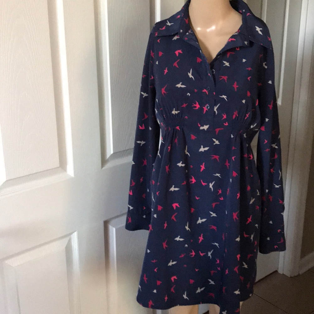 Gap Maternity Tunic with pink & white bird pattern